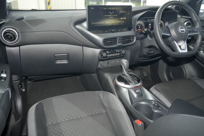 2024 Nissan JUKE ST-L