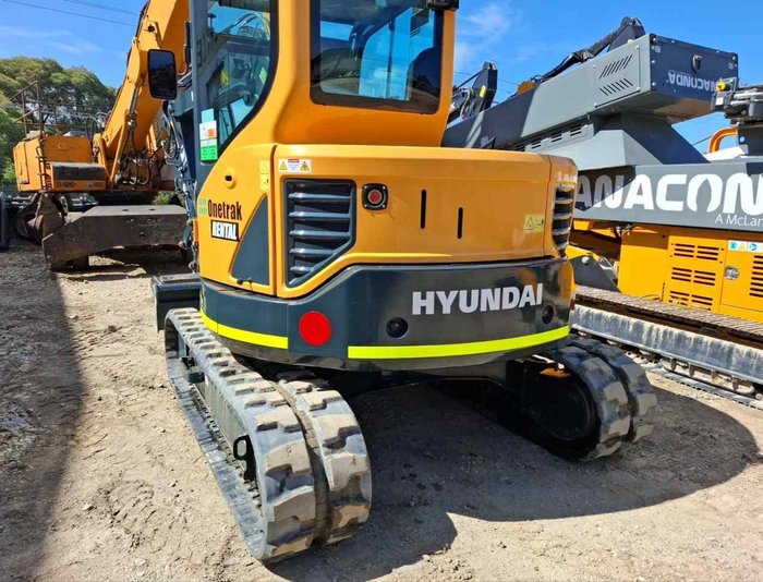 2023 Hyundai R80cr-9 Yellow
