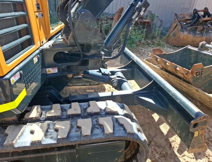 2023 Hyundai R80cr-9 Yellow