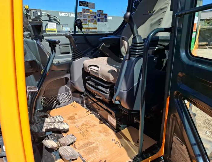 2023 Hyundai R80cr-9 Yellow