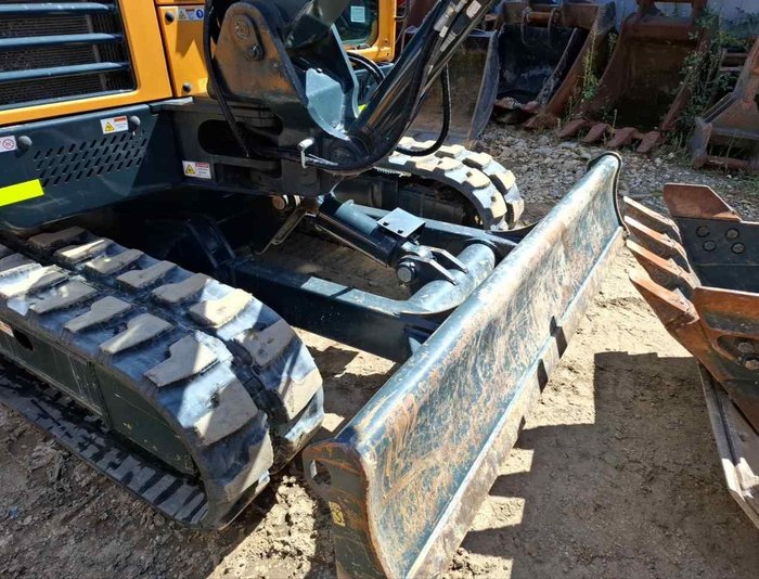 2023 Hyundai R80cr-9 Yellow