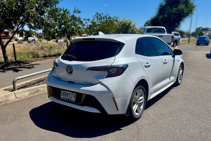 2020 Toyota Corolla SX Hybrid ZWE211R Frosted White