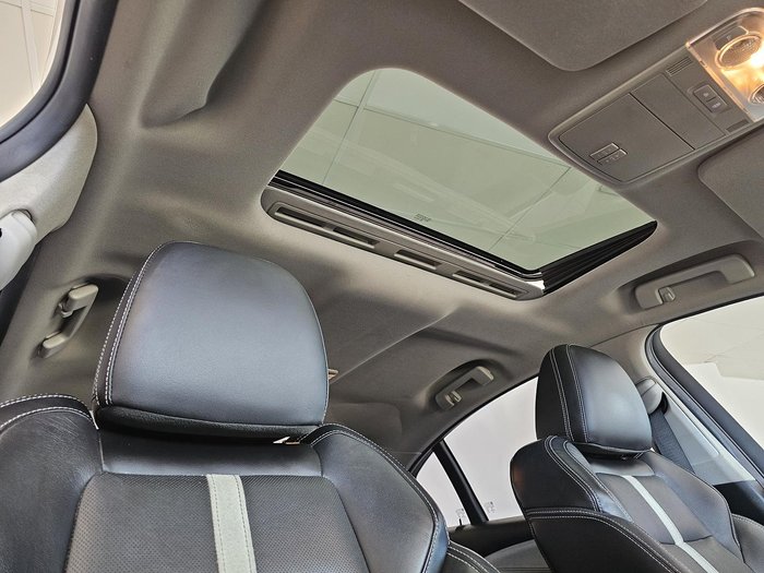 2015 Holden Calais V