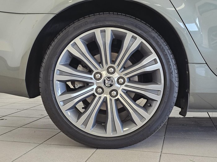 2015 Holden Calais V