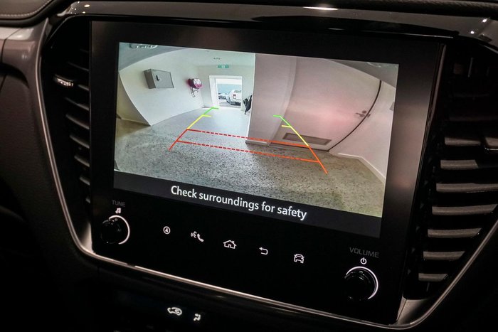 2025 Isuzu D-MAX LS-U