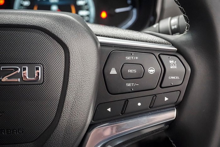 2025 Isuzu D-MAX LS-U