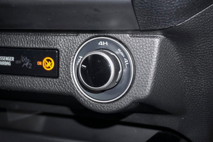 2025 Isuzu D-MAX LS-U