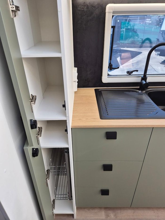 2025 New Age Caravans Road Owl Ro19be Escape My25.5 Family Bunk