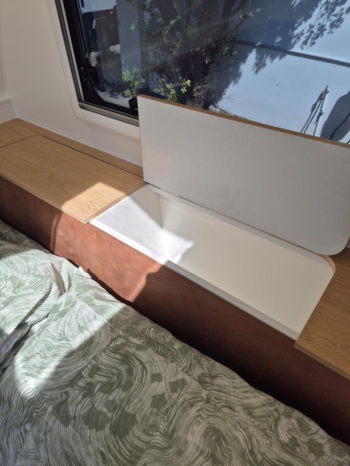 2025 New Age Caravans Road Owl Ro19be Escape My25.5 Family Bunk