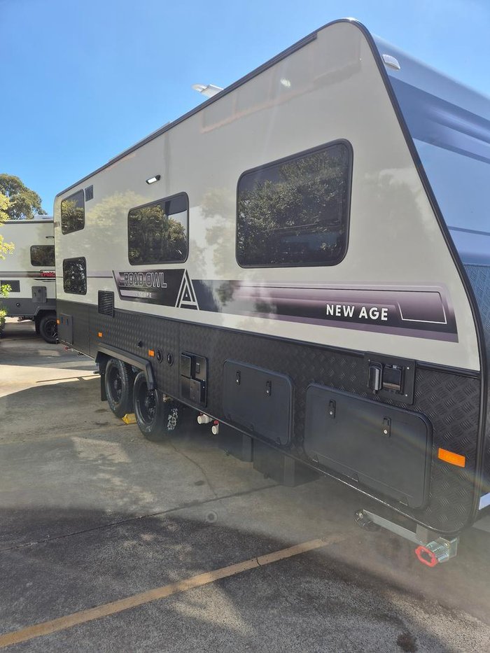 2025 New Age Caravans Road Owl Ro19be Escape My25.5 Family Bunk