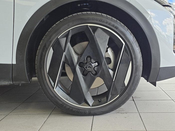 2023 Peugeot 408 GT Plug-In Hybrid