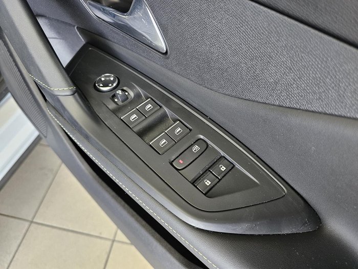 2023 Peugeot 408 GT Plug-In Hybrid