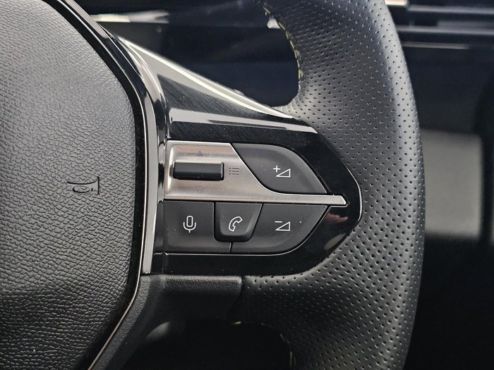 2023 Peugeot 408 GT Plug-In Hybrid