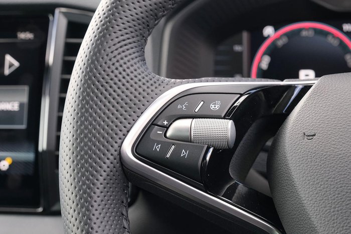 2024 SKODA Karoq 140TSI Sportline