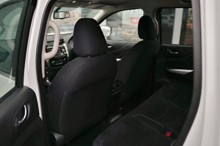 2018 Nissan Navara Silverline