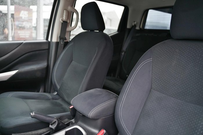 2018 Nissan Navara Silverline