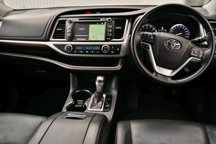 2014 Toyota Kluger Grande