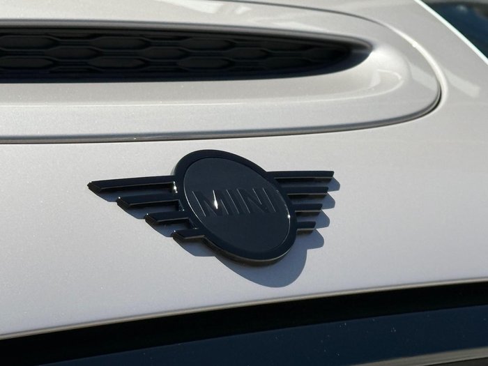 2022 MINI Hatch Cooper S MINI Yours F56 LCI-2 Rooftop Grey