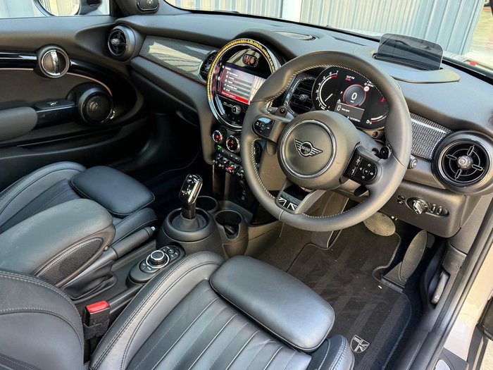 2022 MINI Hatch Cooper S MINI Yours F56 LCI-2 Rooftop Grey