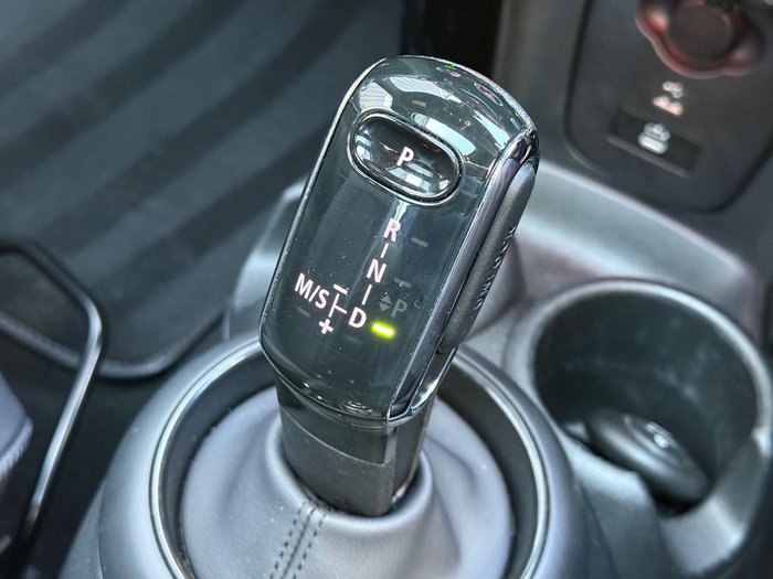 2022 MINI Hatch Cooper S MINI Yours F56 LCI-2 Rooftop Grey