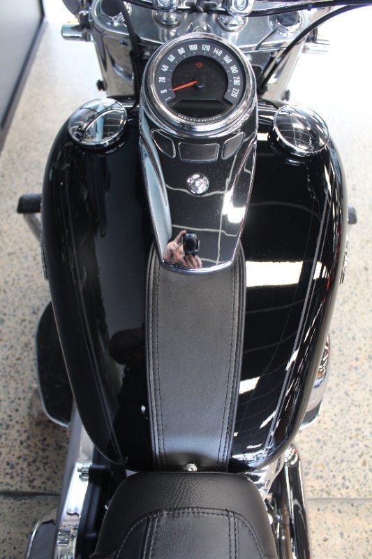 2020 Harley-davidson FLDE DELUXE (107) BLACK