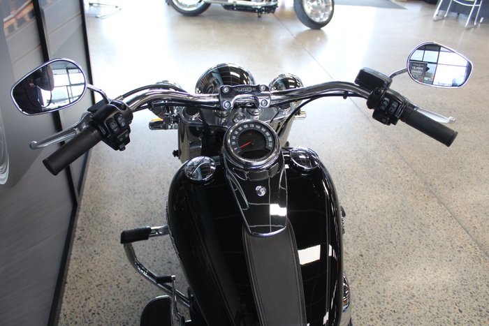 2020 Harley-davidson FLDE DELUXE (107) BLACK