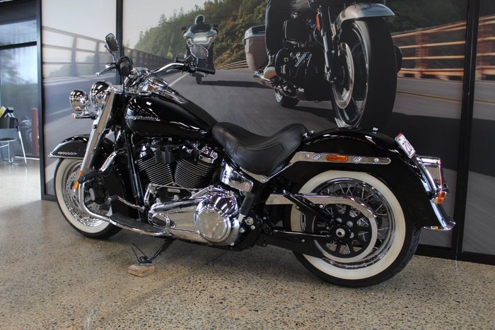 2020 Harley-davidson FLDE DELUXE (107) BLACK