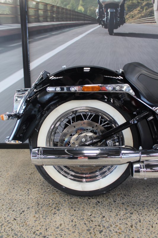 2020 Harley-davidson FLDE DELUXE (107) BLACK