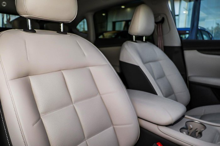 2025 MG IM6 Performance S12L MY25 AWD Raphael Beige