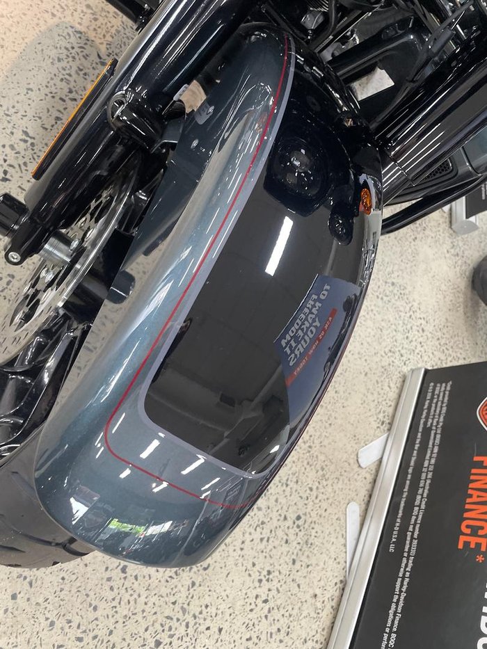 2025 Harley-Davidson Tri Glide Ultra 114 (FLHTCUTG) Trike Black