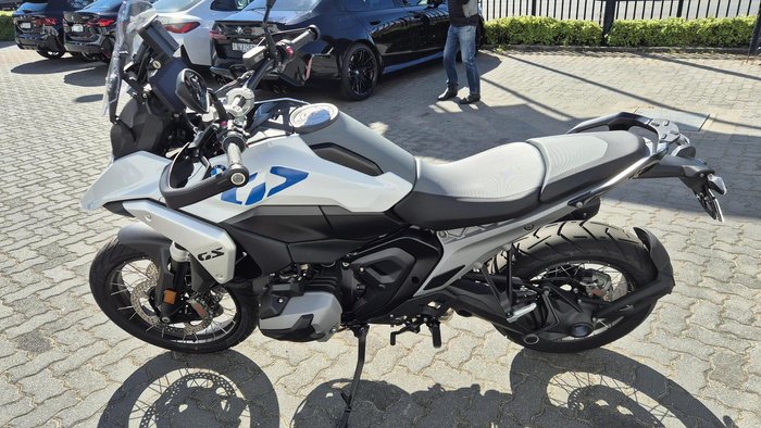 2025 BMW R 1300 GS Pure R 1300 White