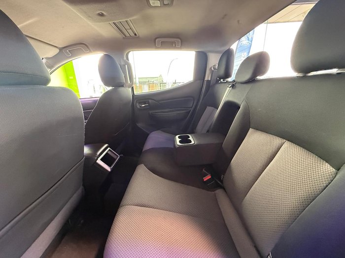 2020 Mitsubishi Triton GLX-R