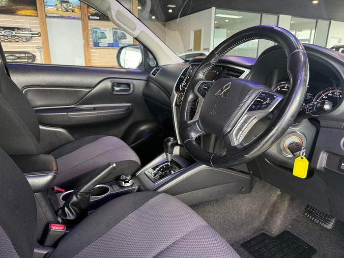 2020 Mitsubishi Triton GLX-R