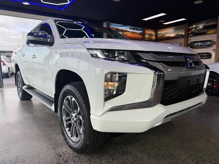 2020 Mitsubishi Triton GLX-R