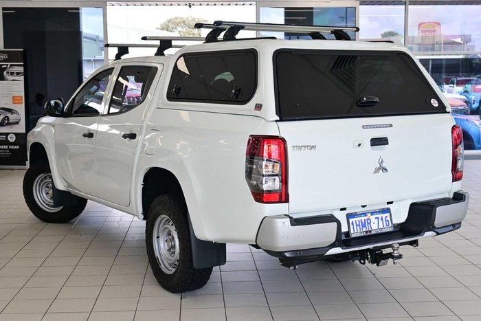 2021 Mitsubishi Triton GLX