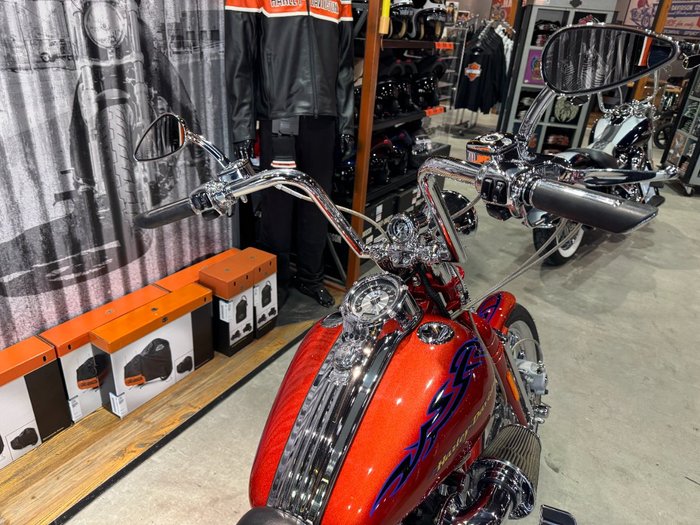 Harley-davidson 2007 HARLEY-DAVIDSON 1600CC FXSTSSE S/TAIL CVO Red