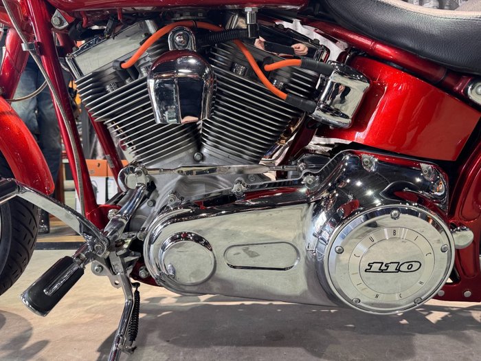 Harley-davidson 2007 HARLEY-DAVIDSON 1600CC FXSTSSE S/TAIL CVO Red