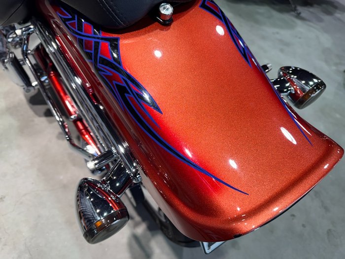 Harley-davidson 2007 HARLEY-DAVIDSON 1600CC FXSTSSE S/TAIL CVO Red