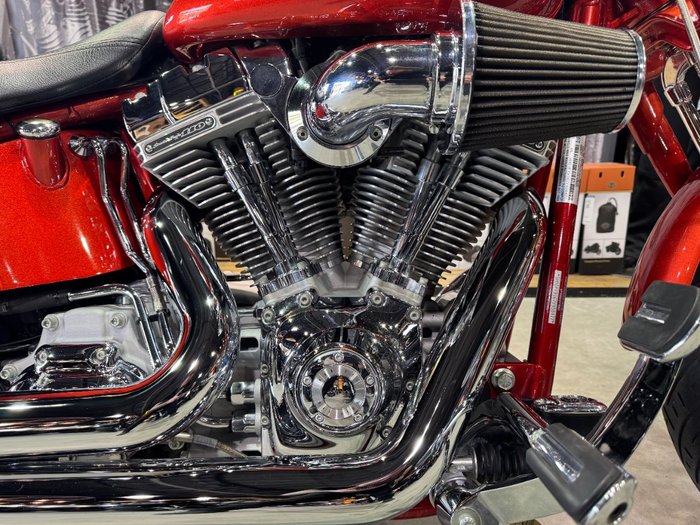 Harley-davidson 2007 HARLEY-DAVIDSON 1600CC FXSTSSE S/TAIL CVO Red