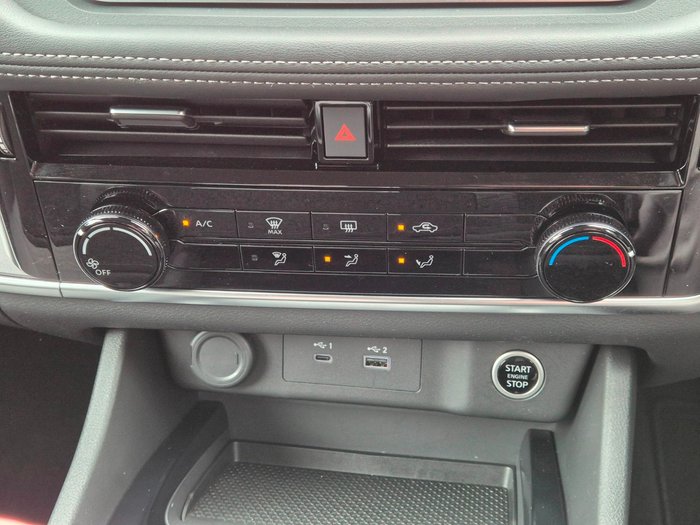 2023 Nissan X-TRAIL ST