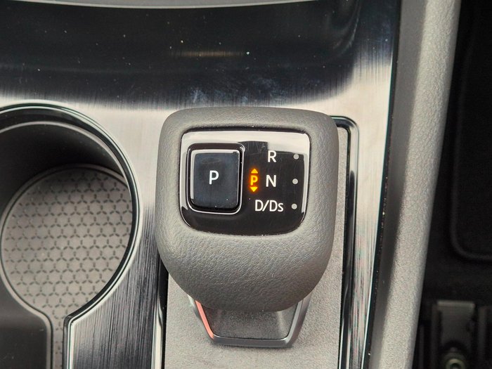 2023 Nissan X-TRAIL ST