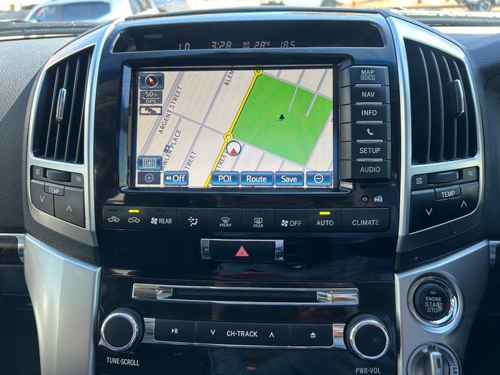 2015 Toyota Landcruiser Sahara VDJ200R MY13 4X4 Dual Range Graphite