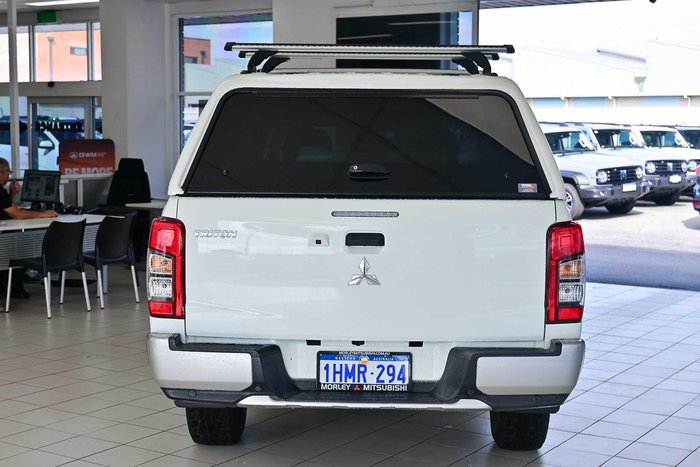 2021 Mitsubishi Triton GLX