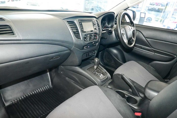 2021 Mitsubishi Triton GLX