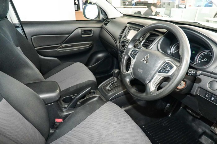 2021 Mitsubishi Triton GLX