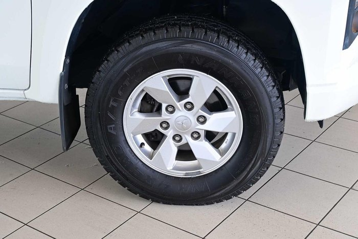 2021 Mitsubishi Triton GLX
