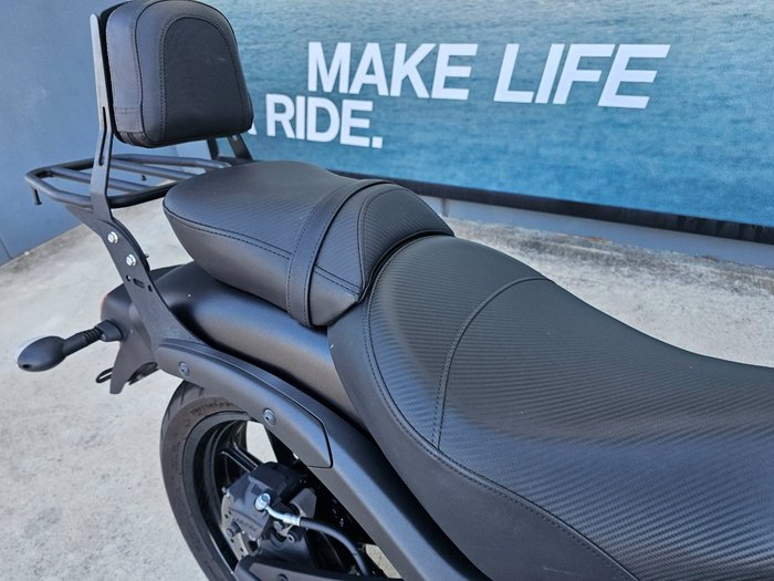 2024 Kawasaki VULCAN S Black