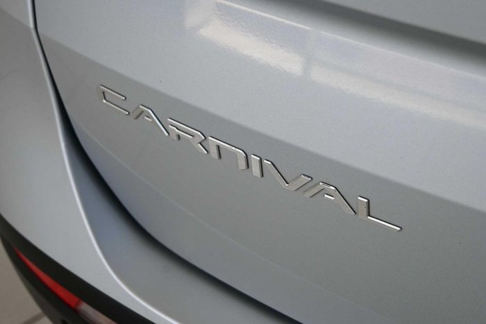 2022 Kia Carnival S
