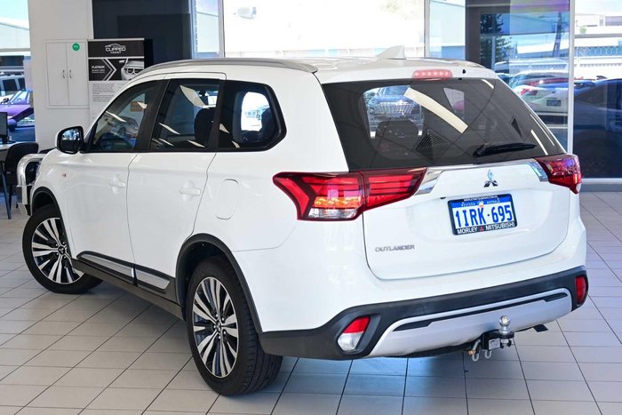 2018 Mitsubishi Outlander ES