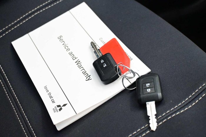 2018 Mitsubishi Outlander ES